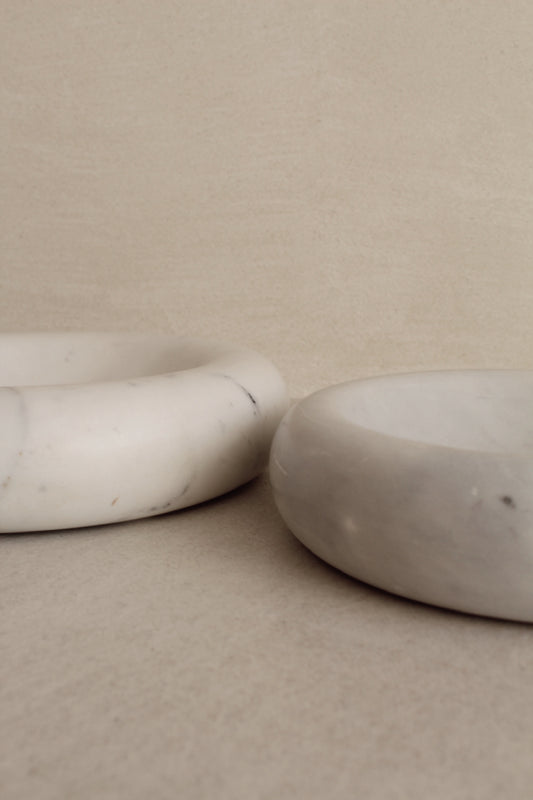 Marble bowls - white