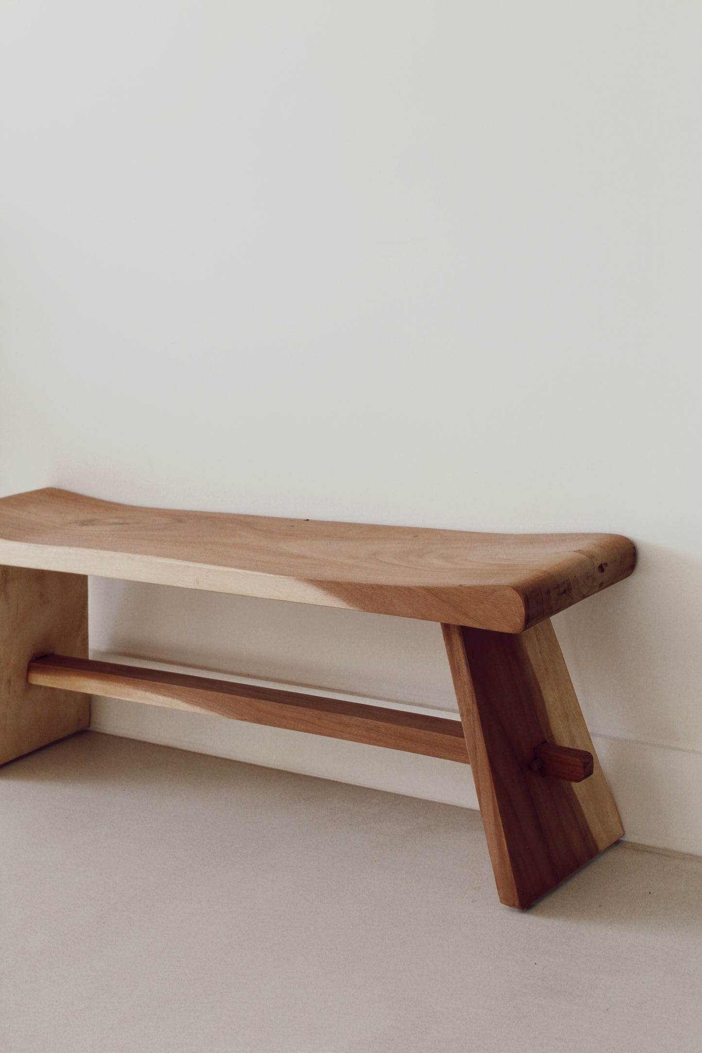 Suar bench