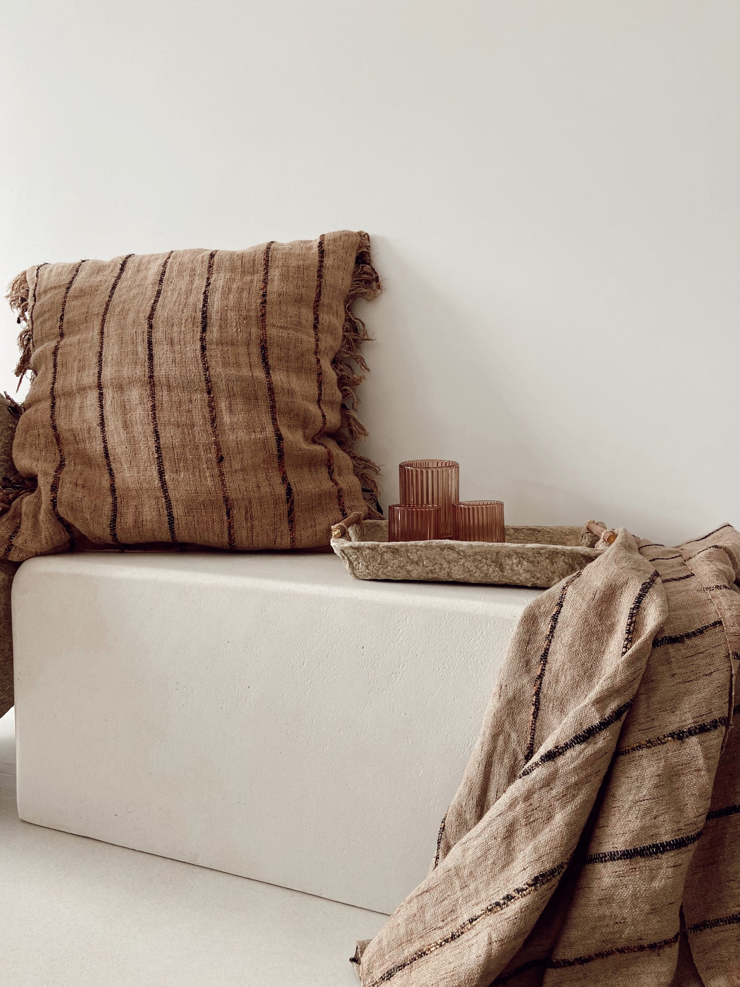 Papier maché tray with handles