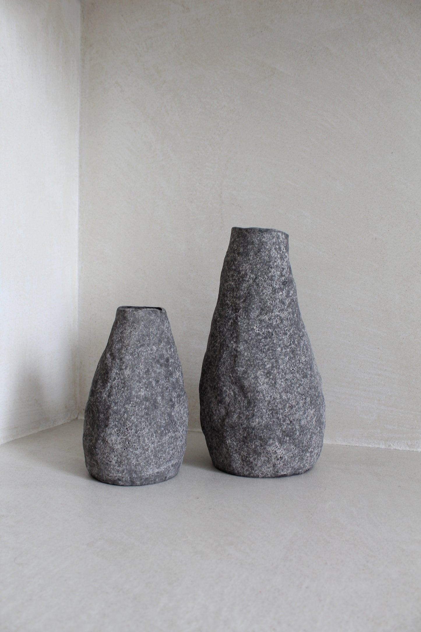 Grotta vase - Anthracite