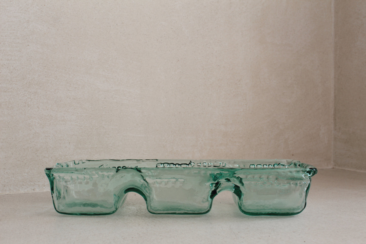 Recycled glass apéro bowl